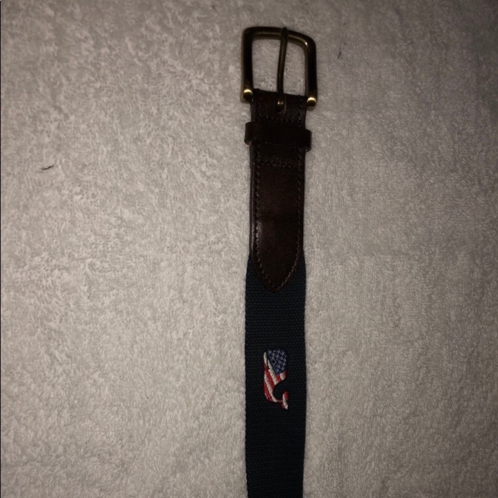 vineyard vines USA whale belt
